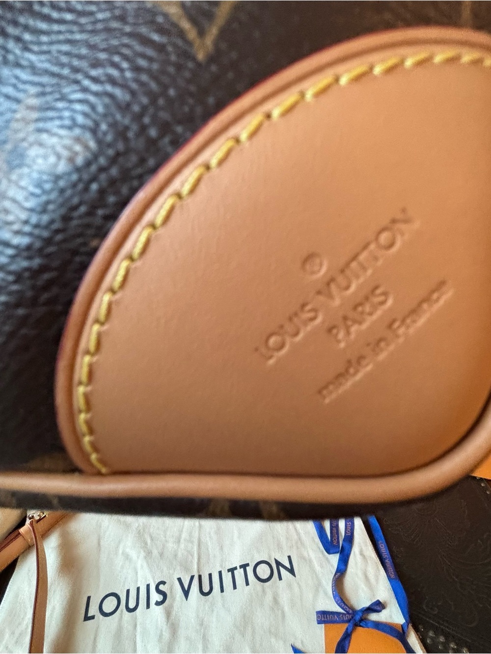 Louis Vuitton Odeon Brown Monogram Canvas Shoulder Bag with Natural Trim - Picture 4 of 16